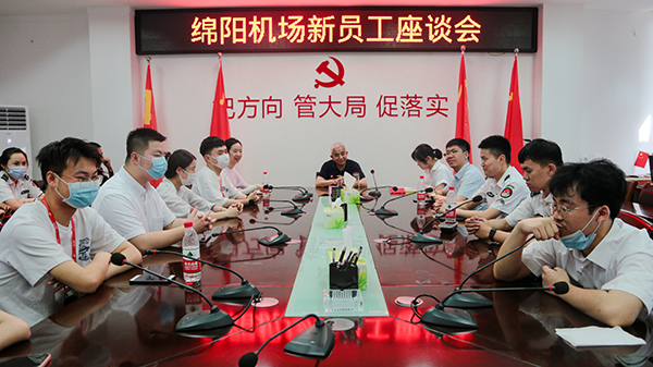 “助力鄉(xiāng)村振興，踐行艱苦奮斗” 將新員工黨性教育活動搬到對口幫扶村4.jpg